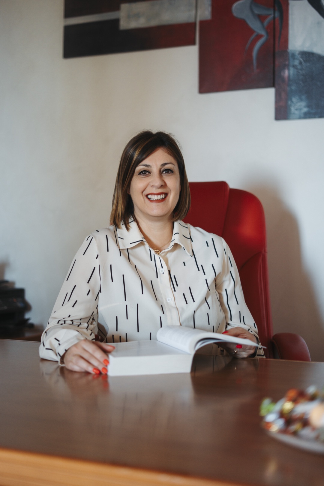 Dott.ssa Ombretta Greco, psicologa e psicoterapeuta, nel suo studio a Cupello
